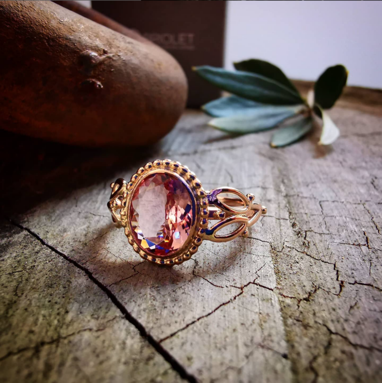 Portfolio Goudsmederij Briolet Gouden Ring roze steen